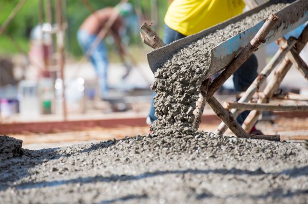 Backyard Concrete Pouring in El Dorado Hills